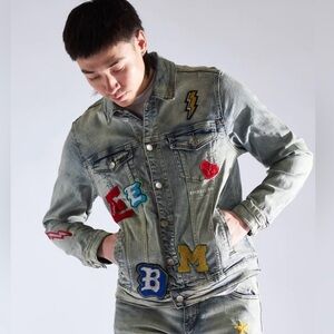 Embellish NYC Y2K Men Light Wash Devin Denim Patch Embroidered Jacket Sz Large